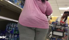 Extraordinary Mama Plumper