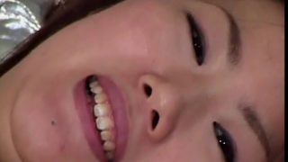 Brunette – She Always Shaves Her Beaver Before Jerking