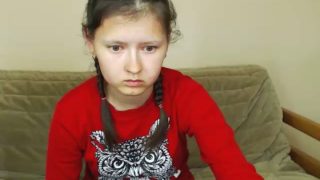 Classroom – Petit Teenage Little Chick Fingering Cootchie