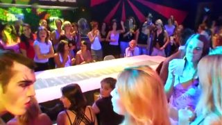 Group Sex – Crazy Stunners Know How To Throw A Party
