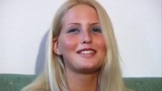 Blowjob – Pretty Blonde Fucks 3 Gangbang