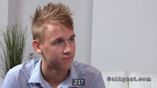 Mature – Young Dude Screws Hairy Love Tunnel Agent