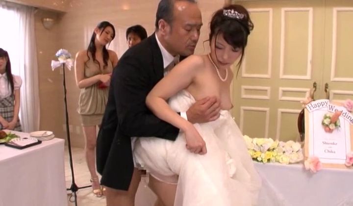 Asian Bride Nude Getting Fucked - 720p - Asian Bride Fucked At The Wedding Party - AllnPorn