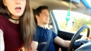 Car – Sexy Girl Giving Her Guy A Blowjob While He Drives