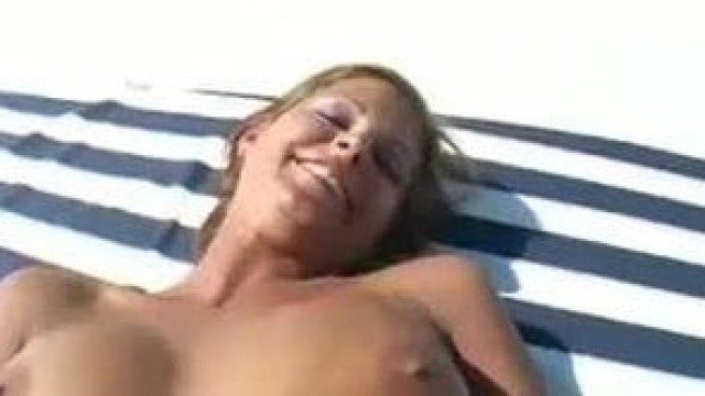 Amateur Sex on a Yacht