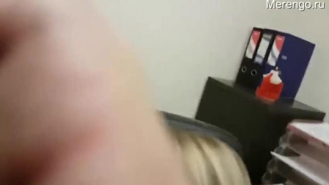 blowjob – Lovely secretary sucks off her boss