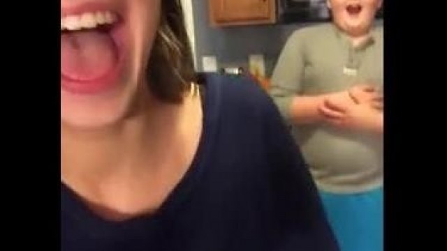 brunette – Cutie surprises a guy in public