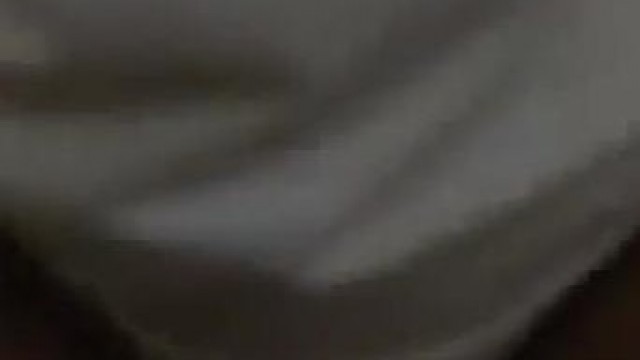 brunette – Sexy teen gives a superb blowjob