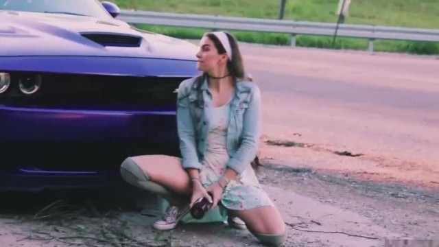 Model pleases herself in public