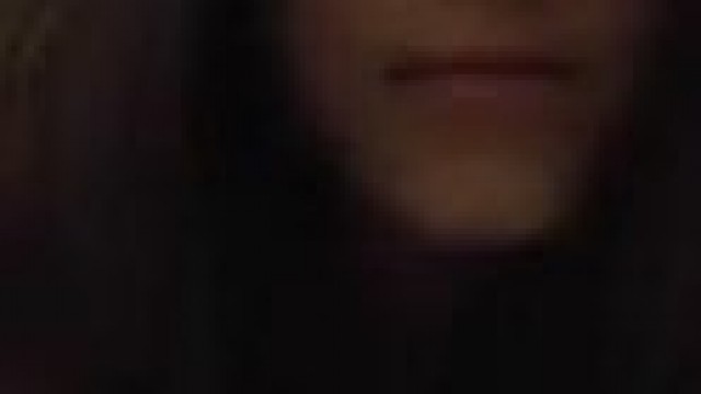 solo – Teenage webcam chick gets dirty