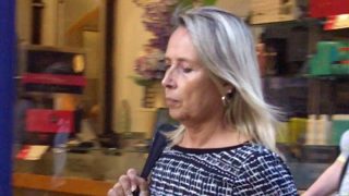 MILF – Mature Blonde With Sexy Tanned Feet