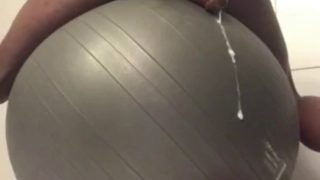 Female – Cumming From The Back On Balance Ball Gym