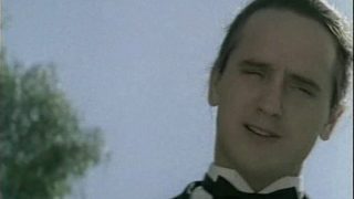 Beautiful – White Wedding (1995)