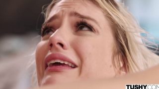 MILF – Blonde Bombshell Kenna Double Penetrated By Two White Dudes