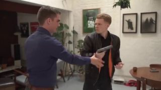 Straight – Superheroine Wonder Babe Battles & Defeats Group Of Thugs