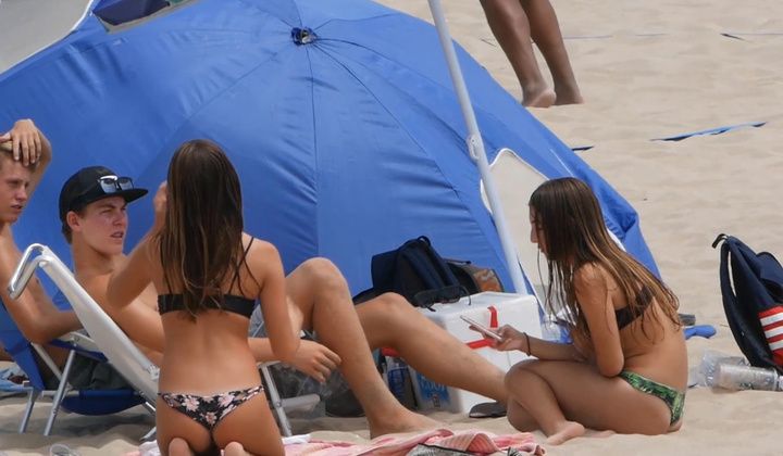 Teen – Two Girls Beach