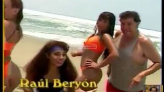'risas Y Salsa' PresentacioÌn En La Playa
